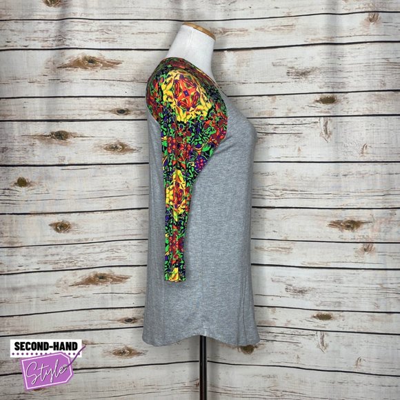 LuLaRoe Bright Floral NWT Randy Tee - Picture 2 of 4